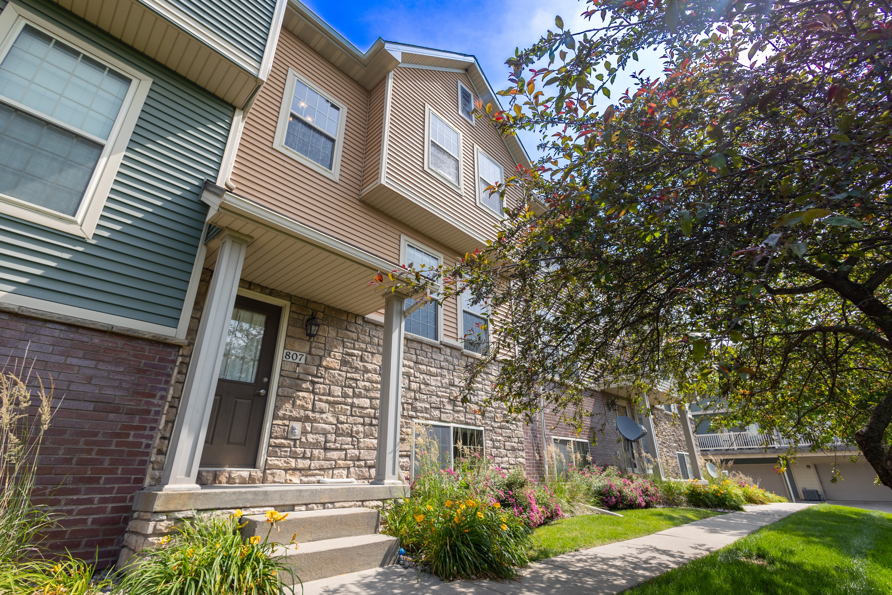 Property thumbnail image